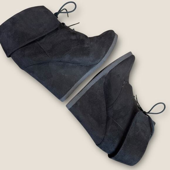 Mossimo Supply Co. Women 8 Black Ankle Bootie Faux Suede Fold Desert High Wedge - Picture 5 of 11